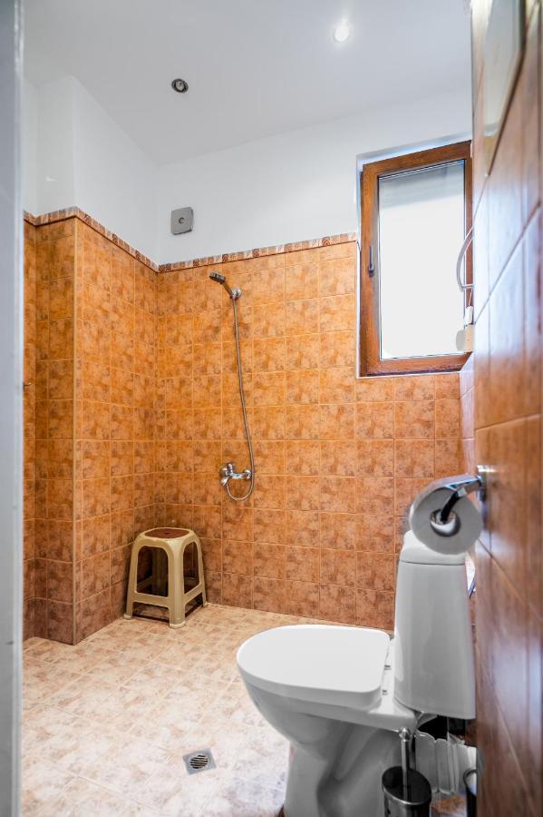 Sofia'S Vintage Gem: Spacious 2Bd Flat On Solunskaアパートメント エクステリア 写真