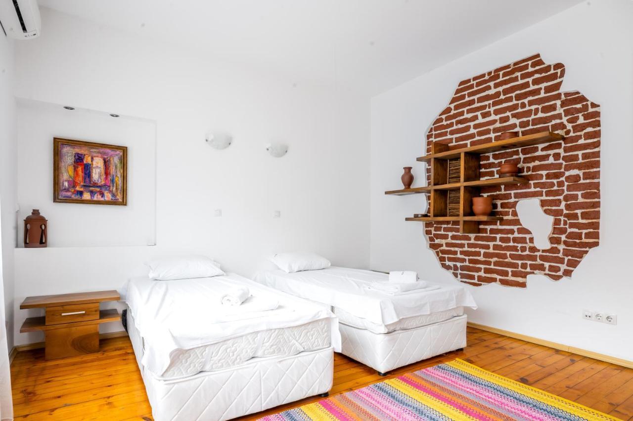Sofia'S Vintage Gem: Spacious 2Bd Flat On Solunskaアパートメント エクステリア 写真